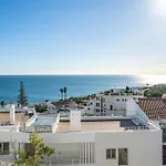 Beachfront Flat & Panoramic Sea View By Hostwise * Luz